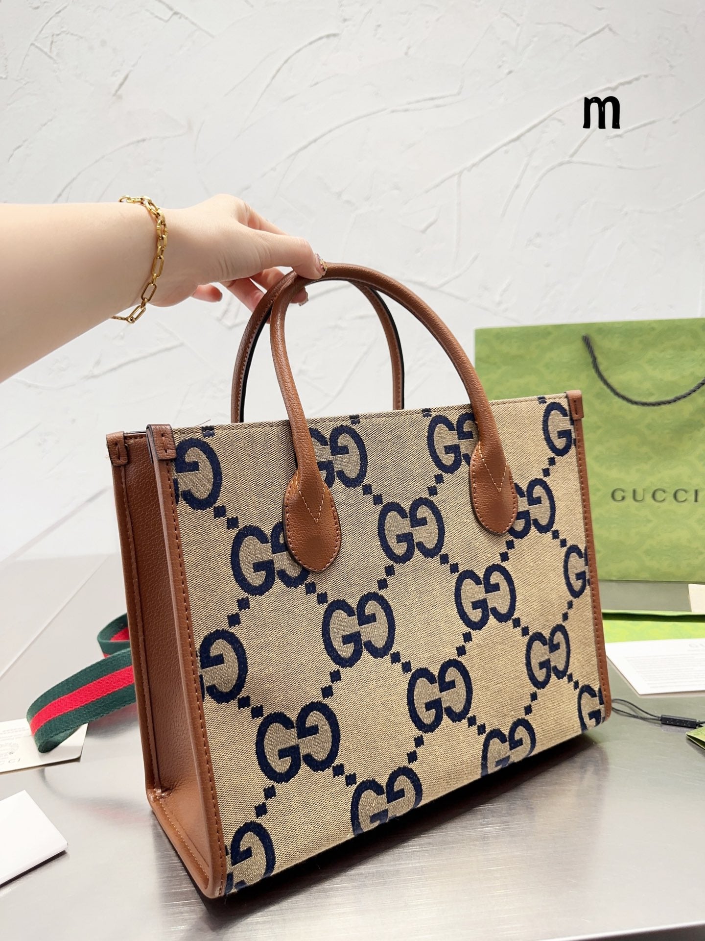 GUCCI BAG 721