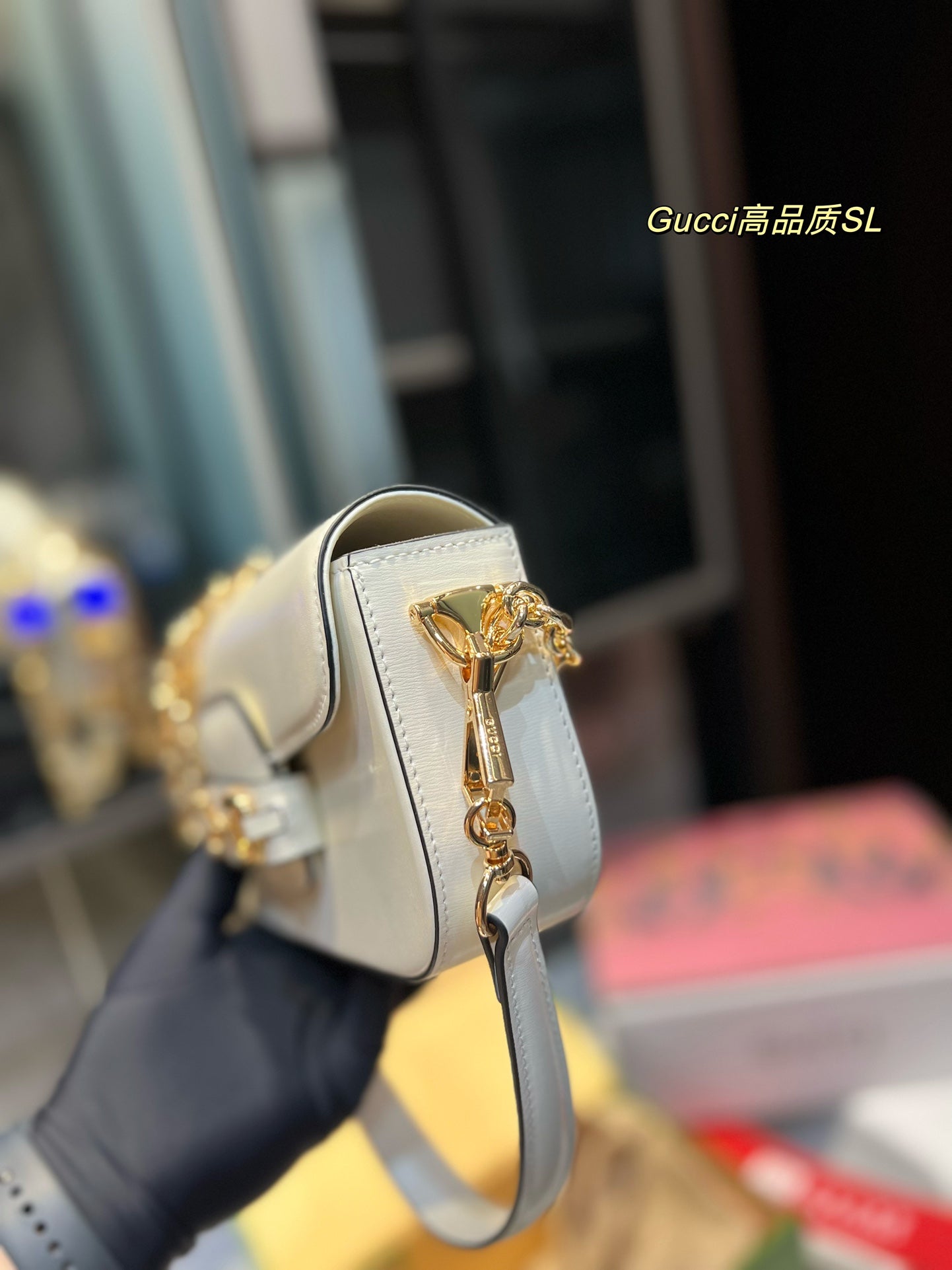GUCCI BAG  722