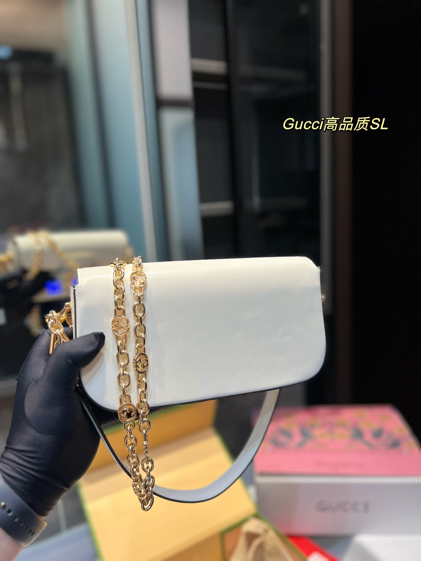 GUCCI BAG  722