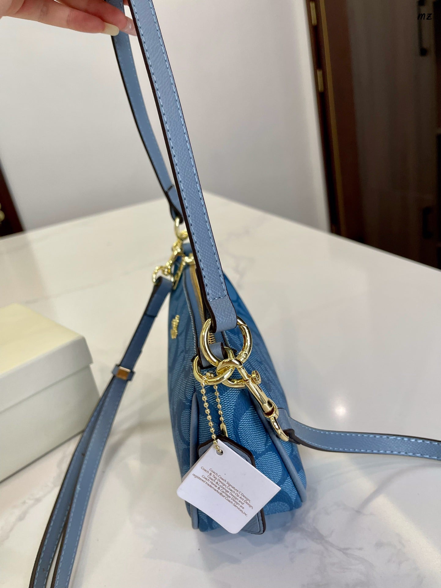 Co-BAG605