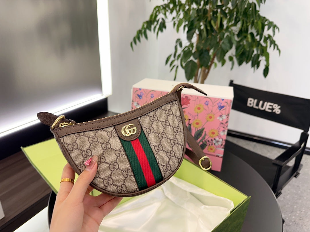 GUCCI BAG 730