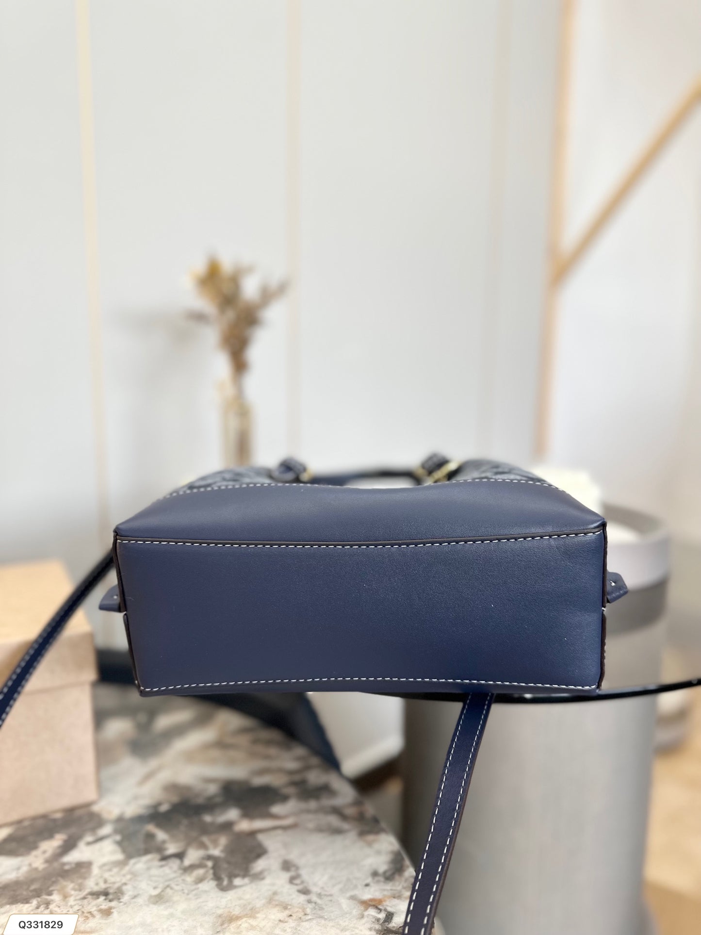 Co-BAG87