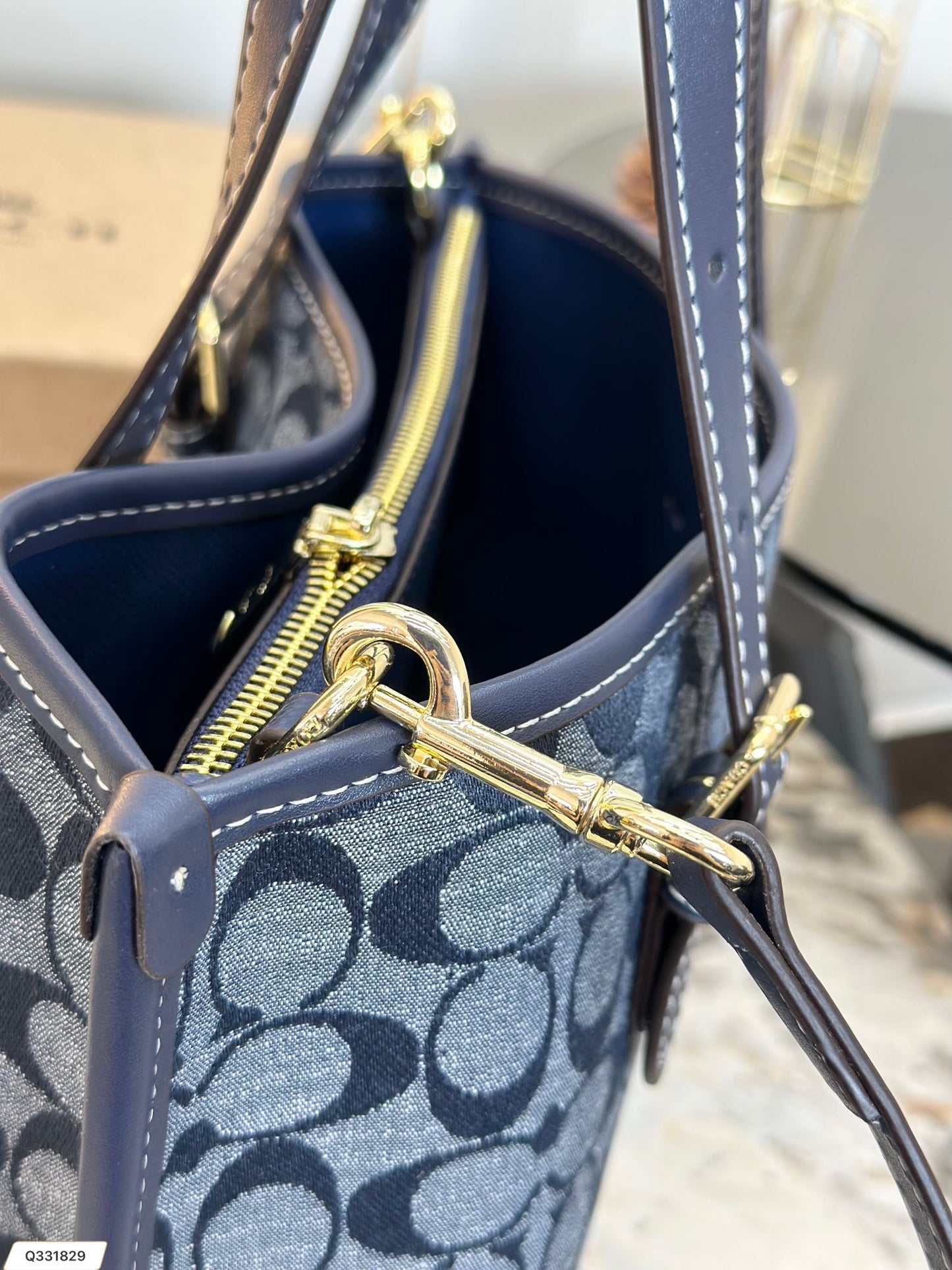 Co-BAG87