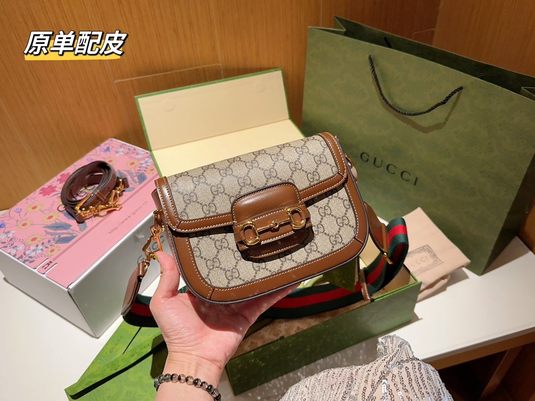 GUCCI BAG  734