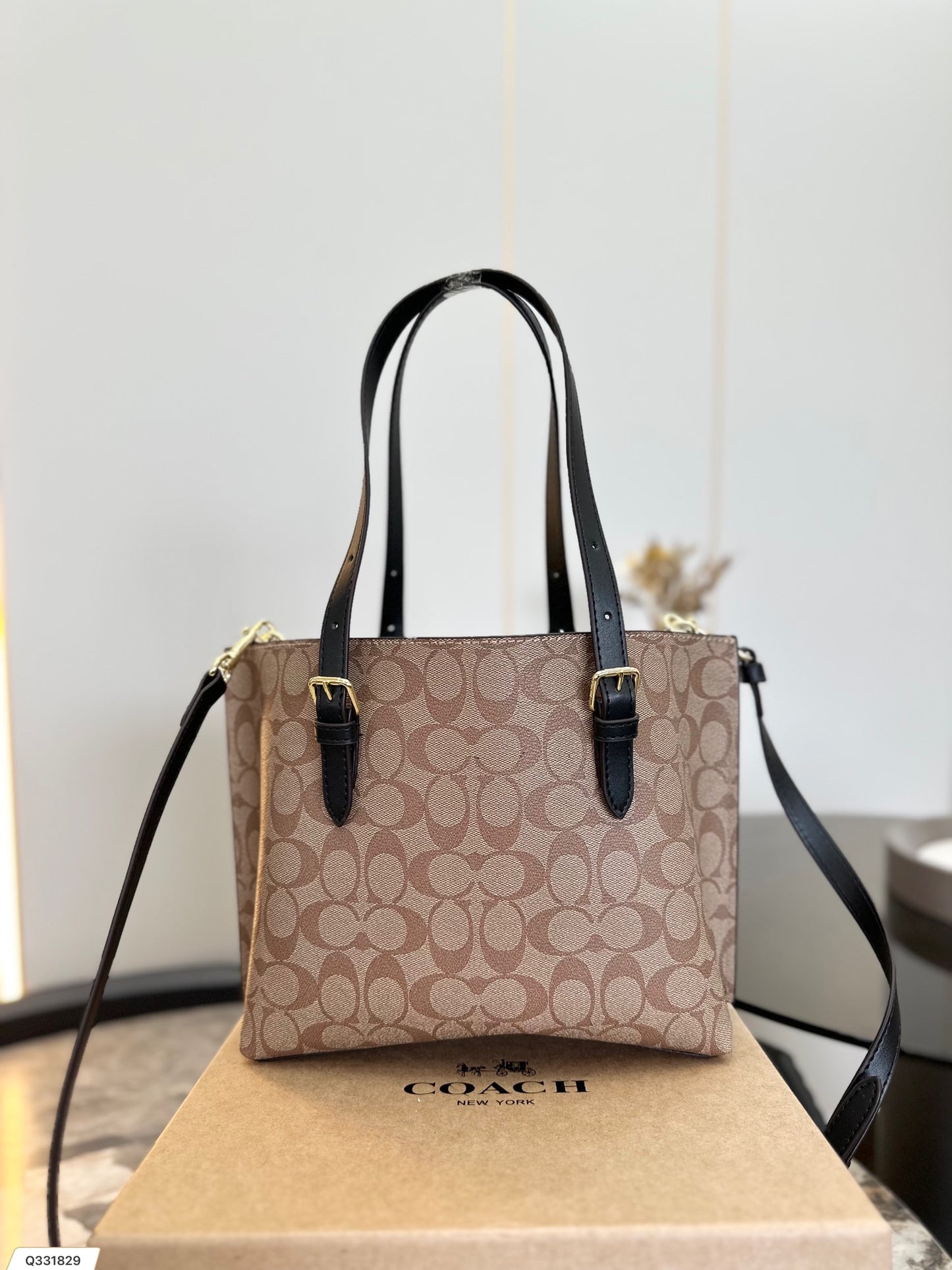 Co-BAG714