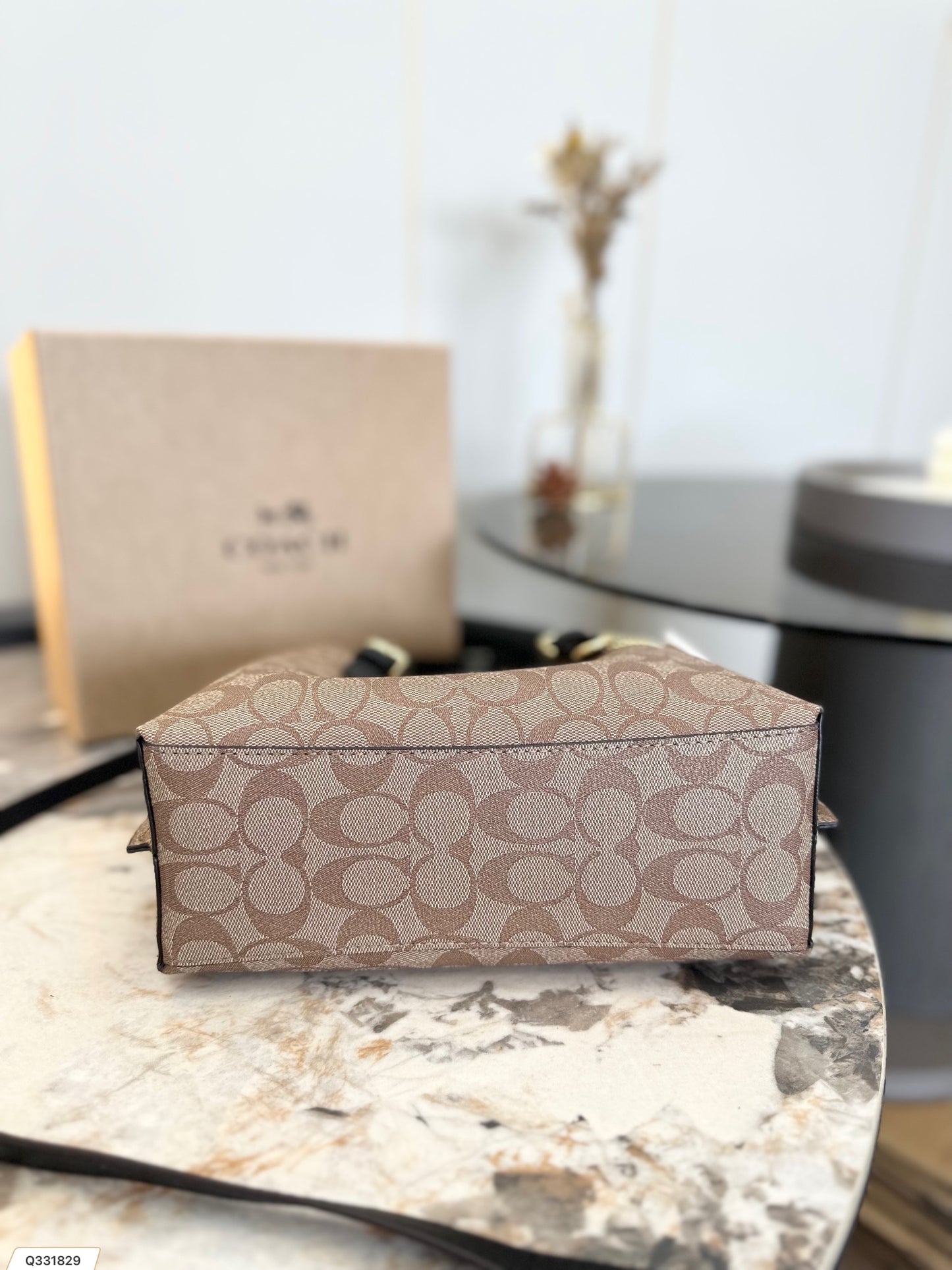 Co-BAG714