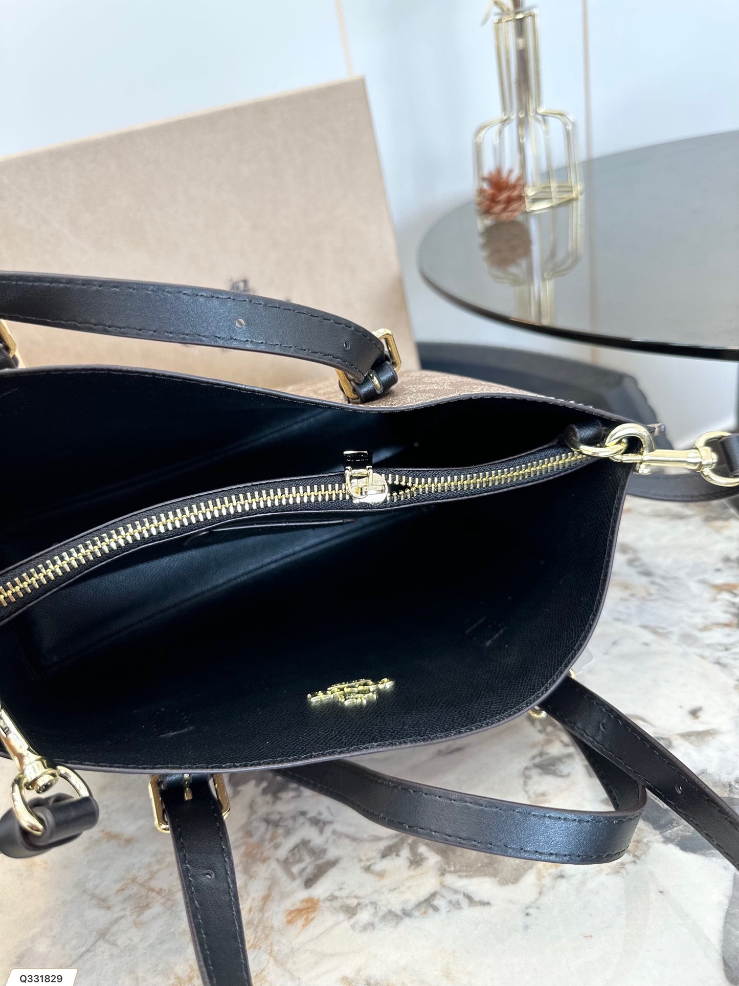 Co-BAG714