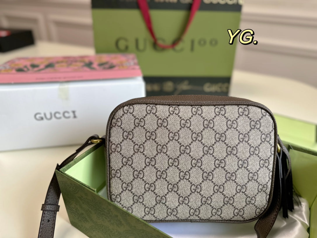 GUCCI BAG  736