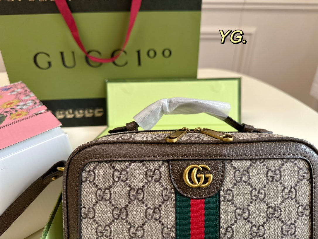 GUCCI BAG 737