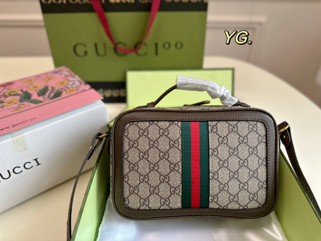 GUCCI BAG 737
