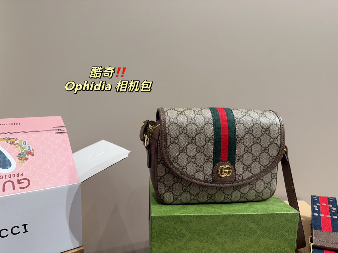 GUCCI BAG 749