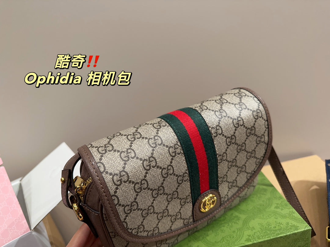 GUCCI BAG 749