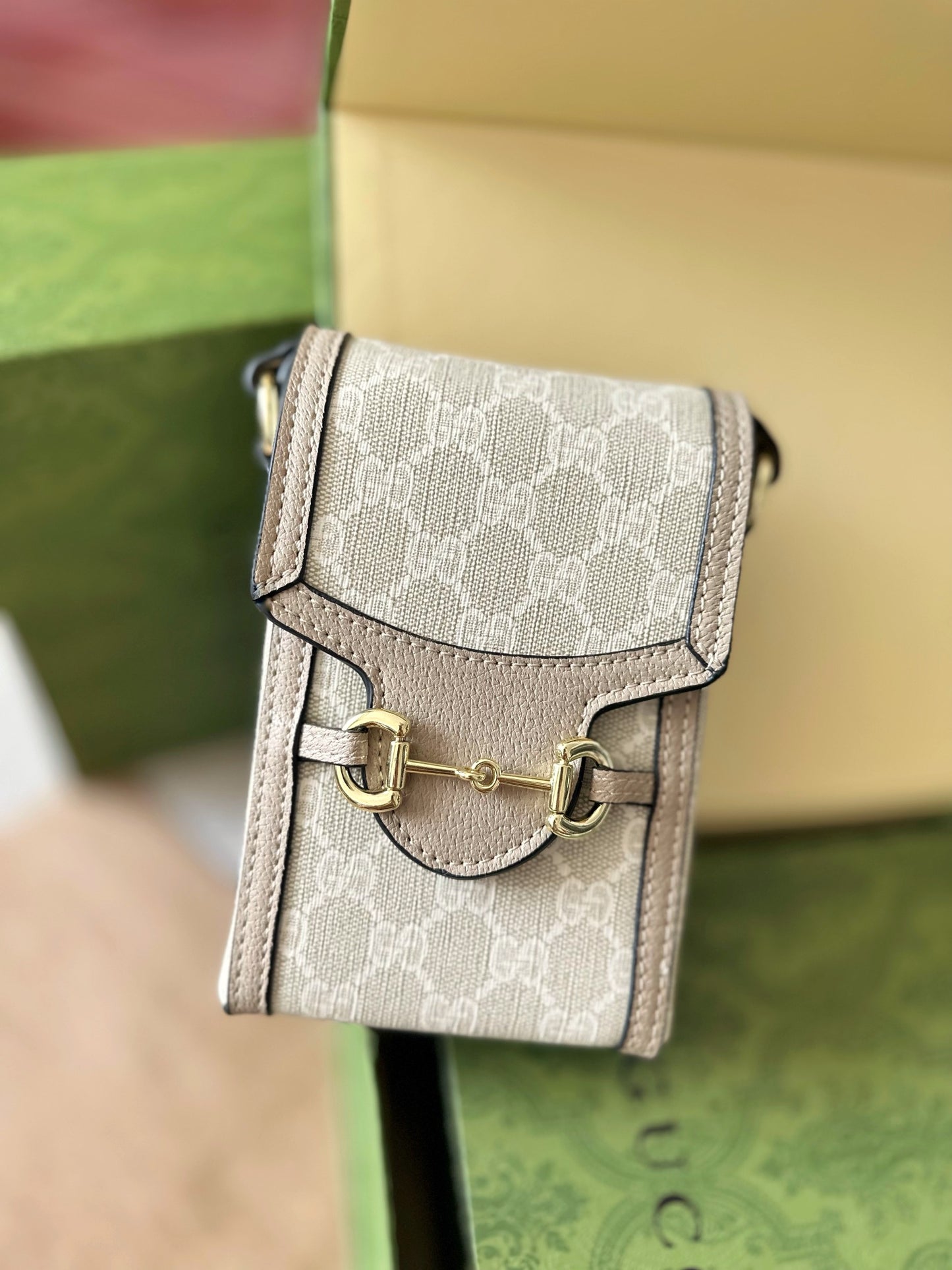 GUCCI BAG  772