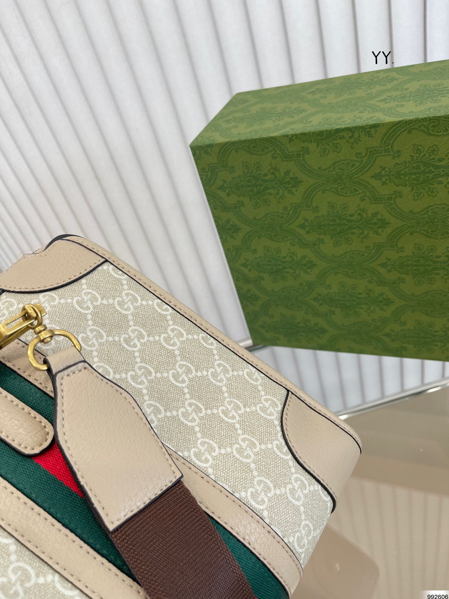GUCCI BAG 778-2