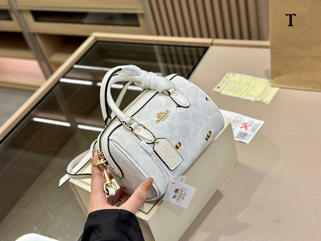 Co-BAG96
