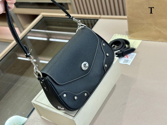 Co-BAG721