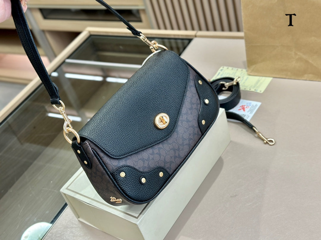 Co-BAG721