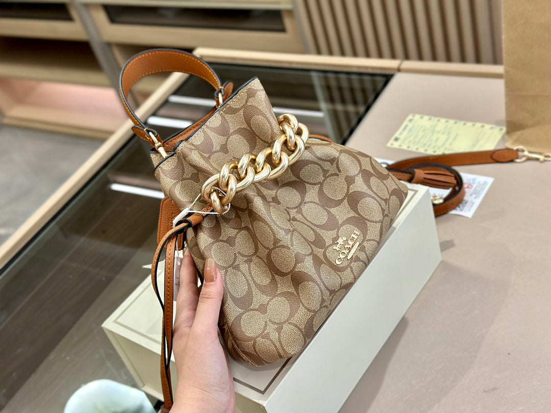 Co-BAG137