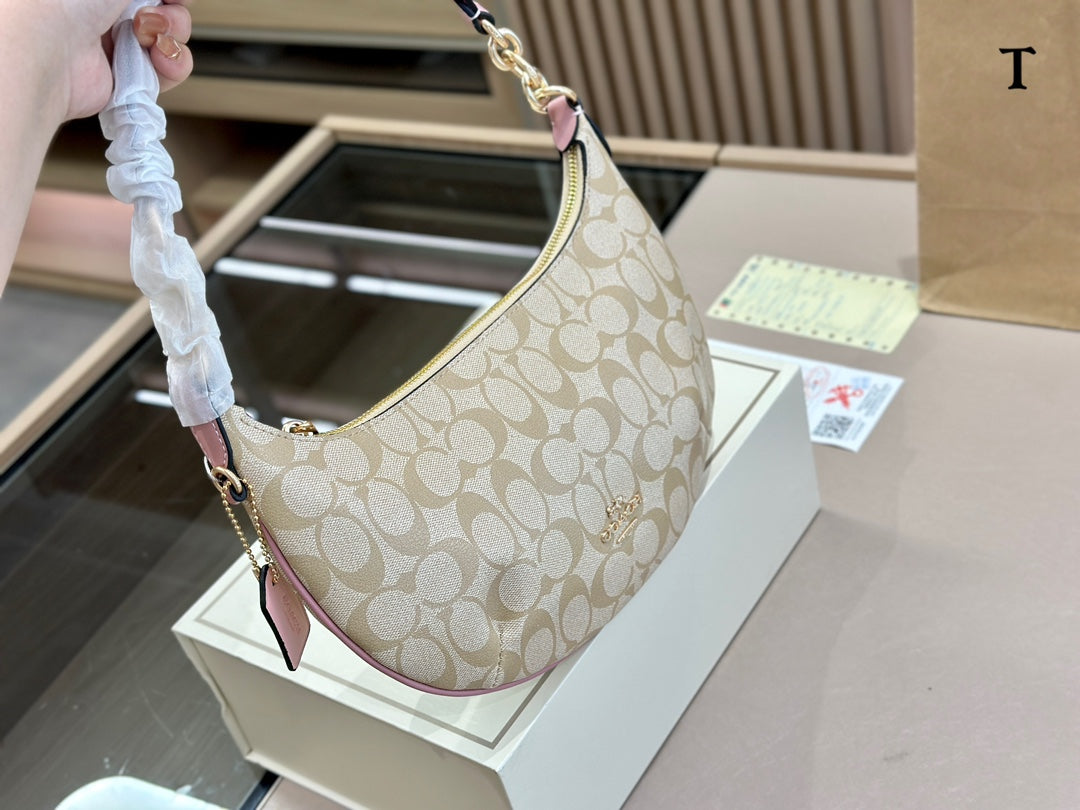 Co-BAG138