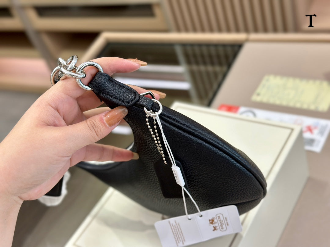 Co-BAG138