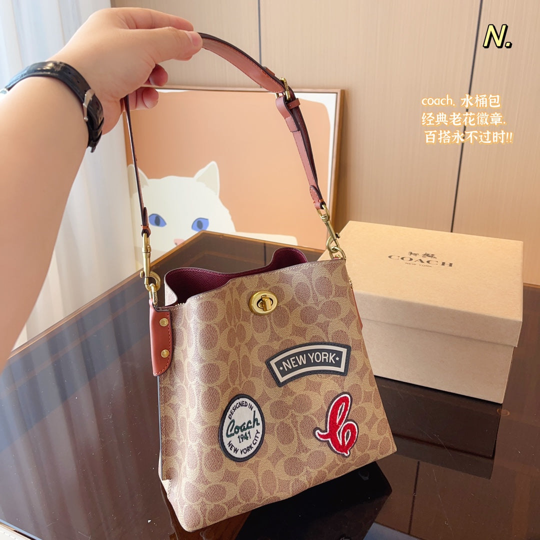 Co-BAG139