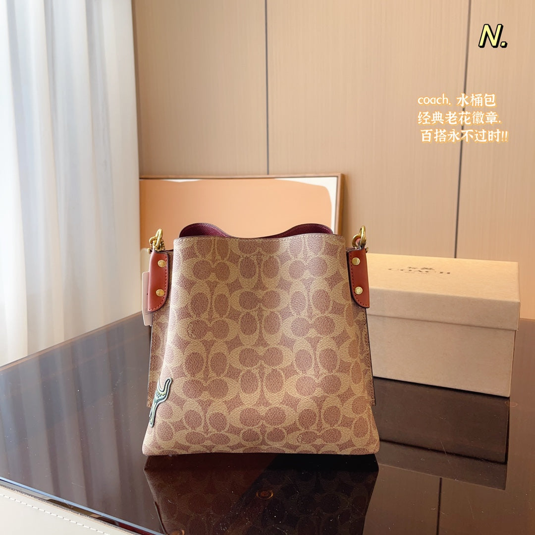 Co-BAG139