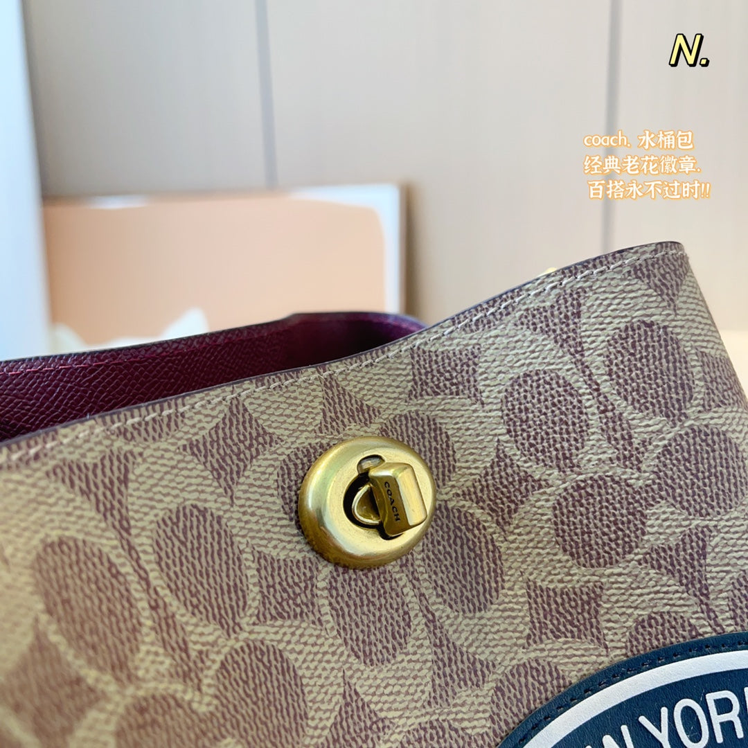 Co-BAG139