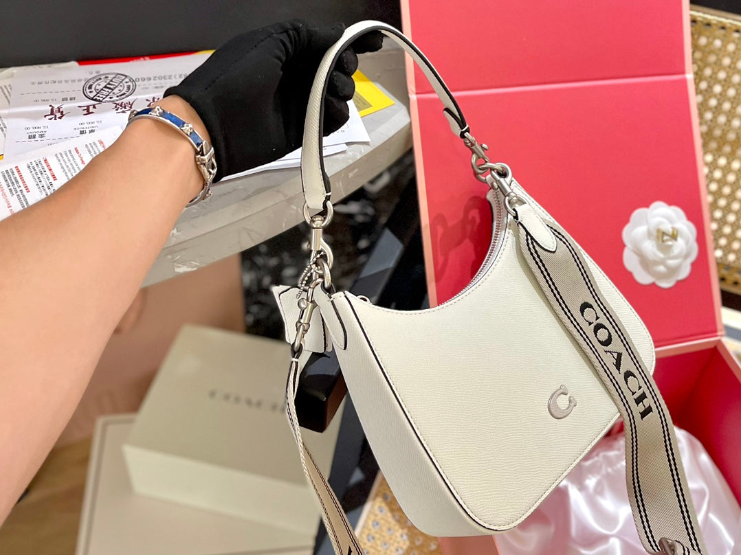Co-BAG141