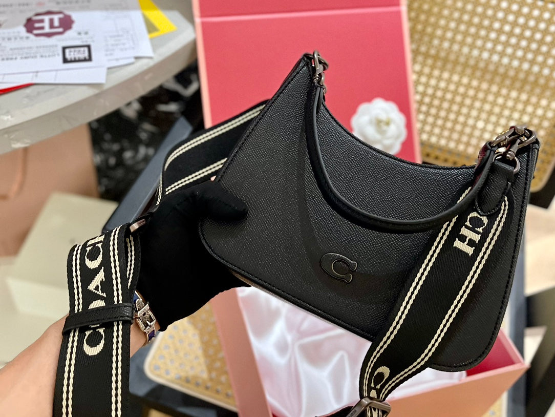 Co-BAG141