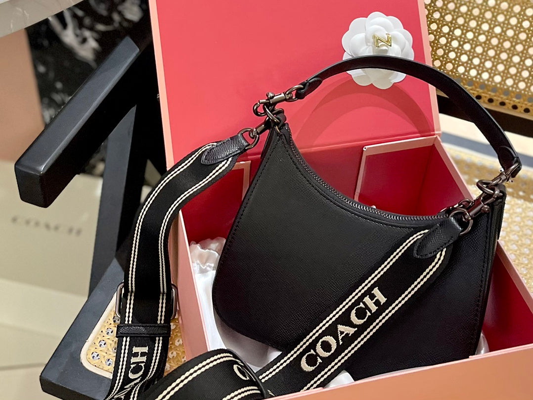 Co-BAG141