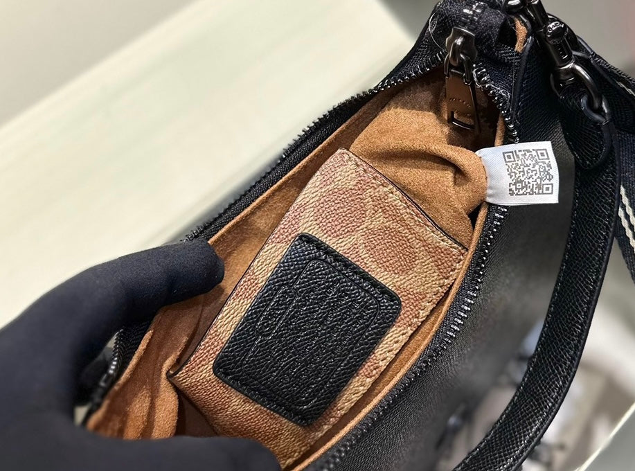 Co-BAG141