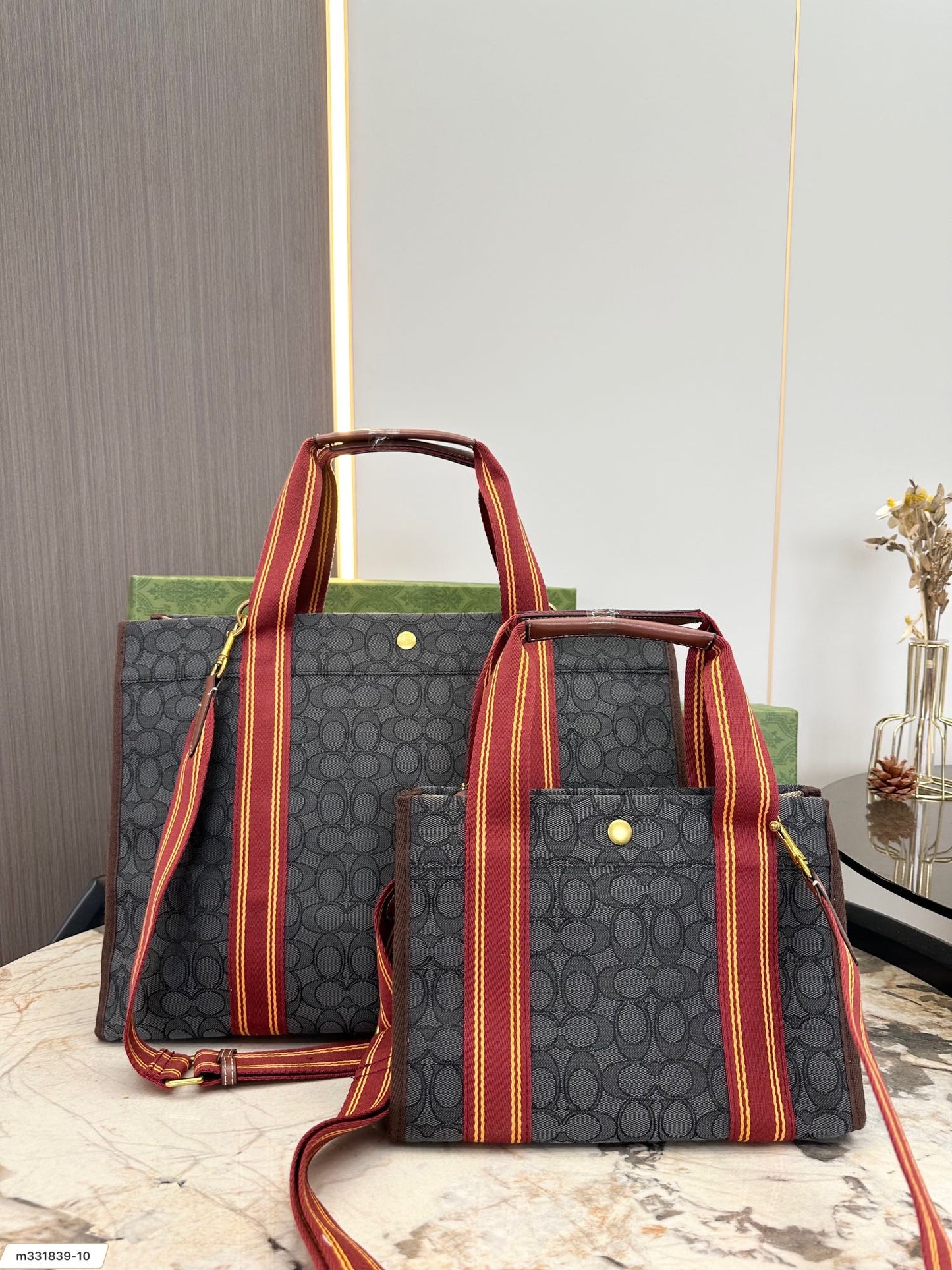 Co-BAG726