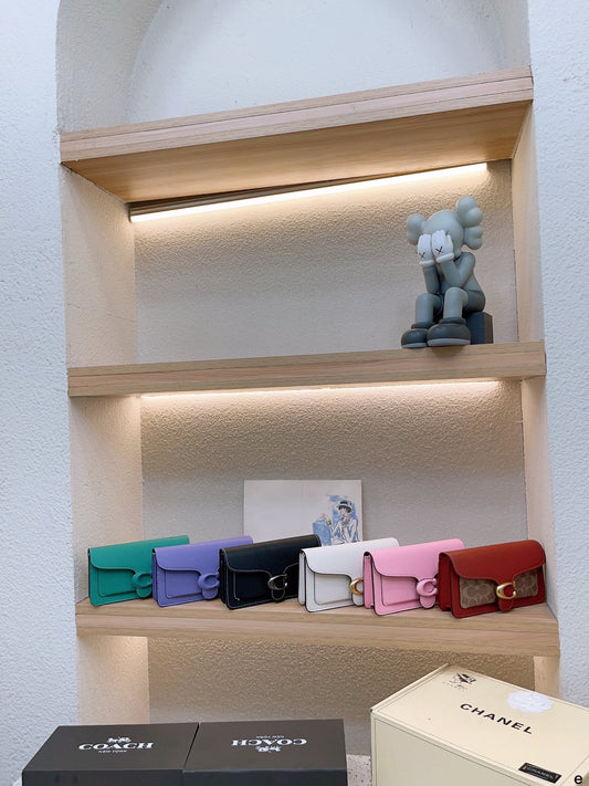 Co-BAG597