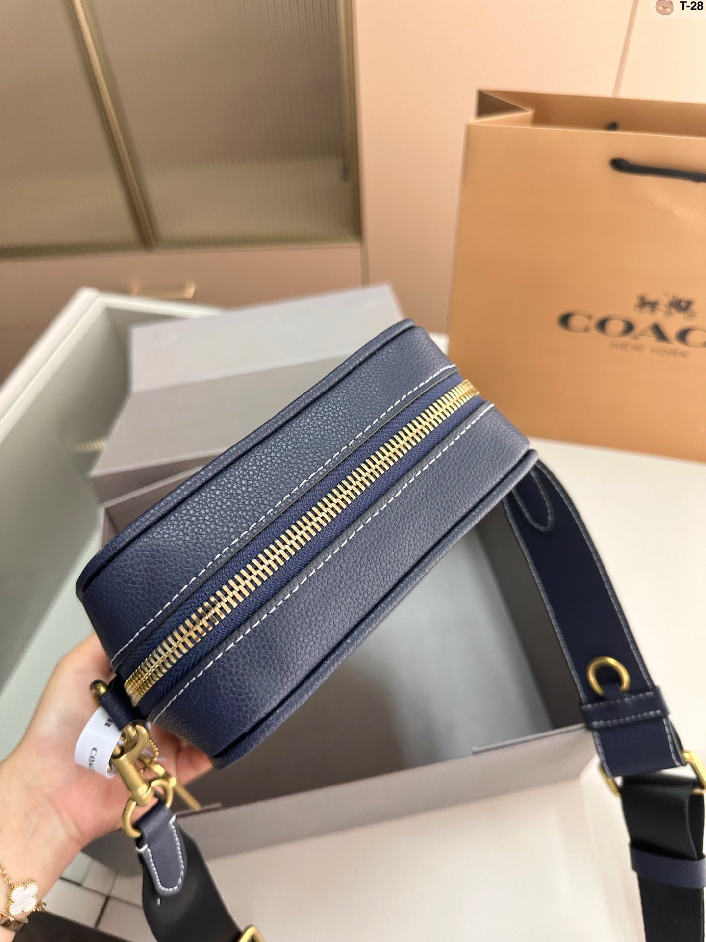 Co-BAG143