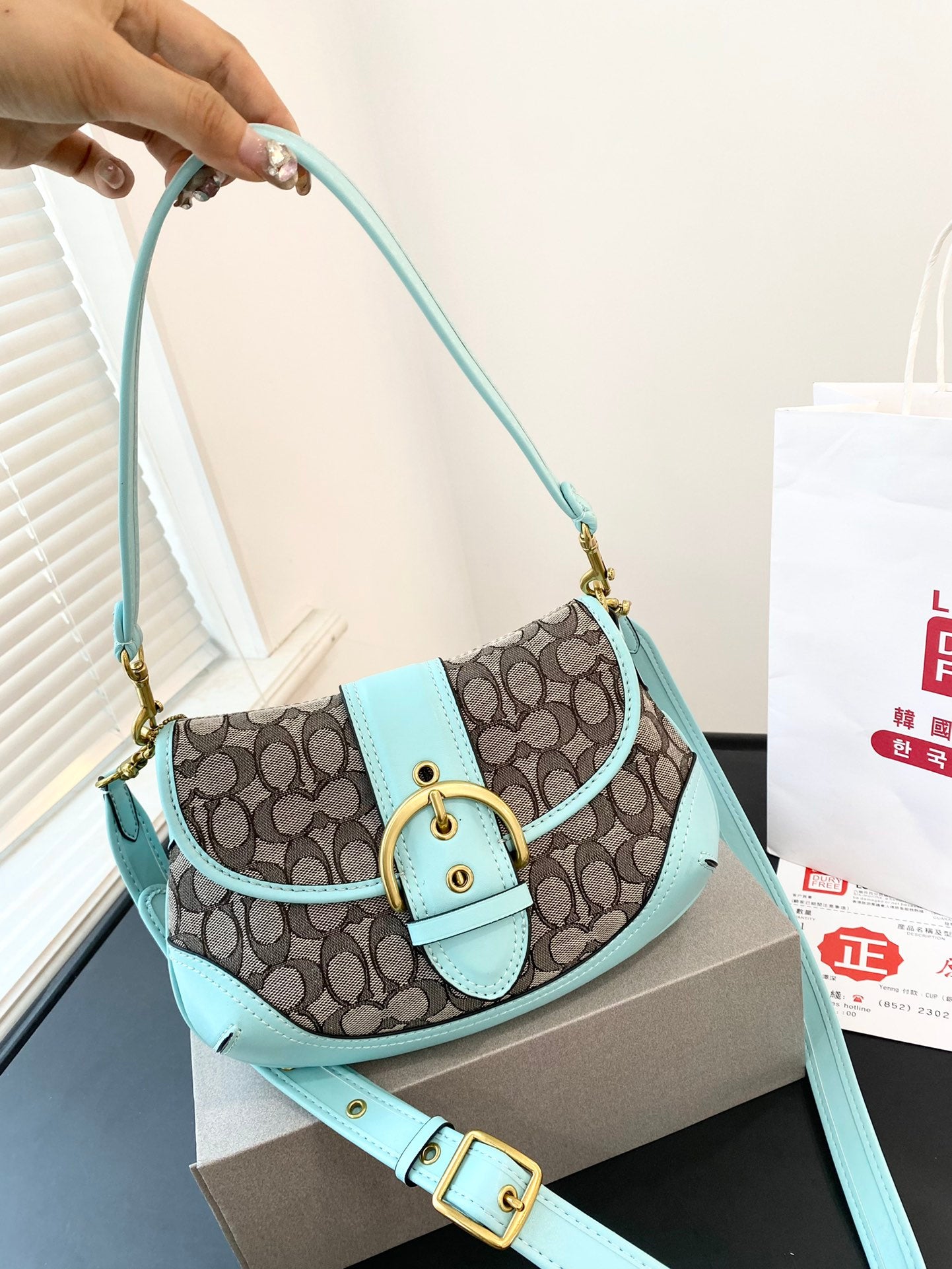 Co-BAG728