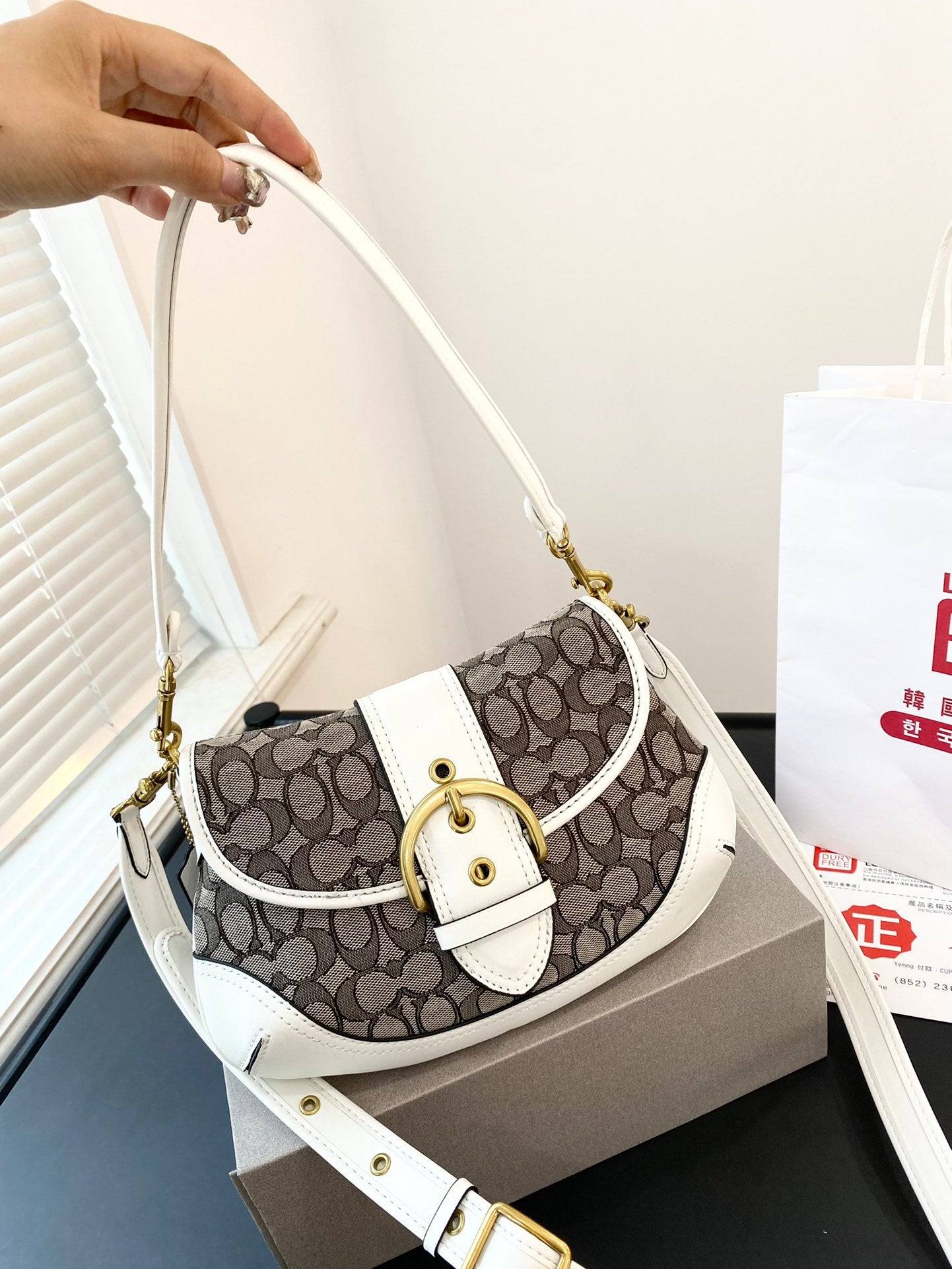 Co-BAG728