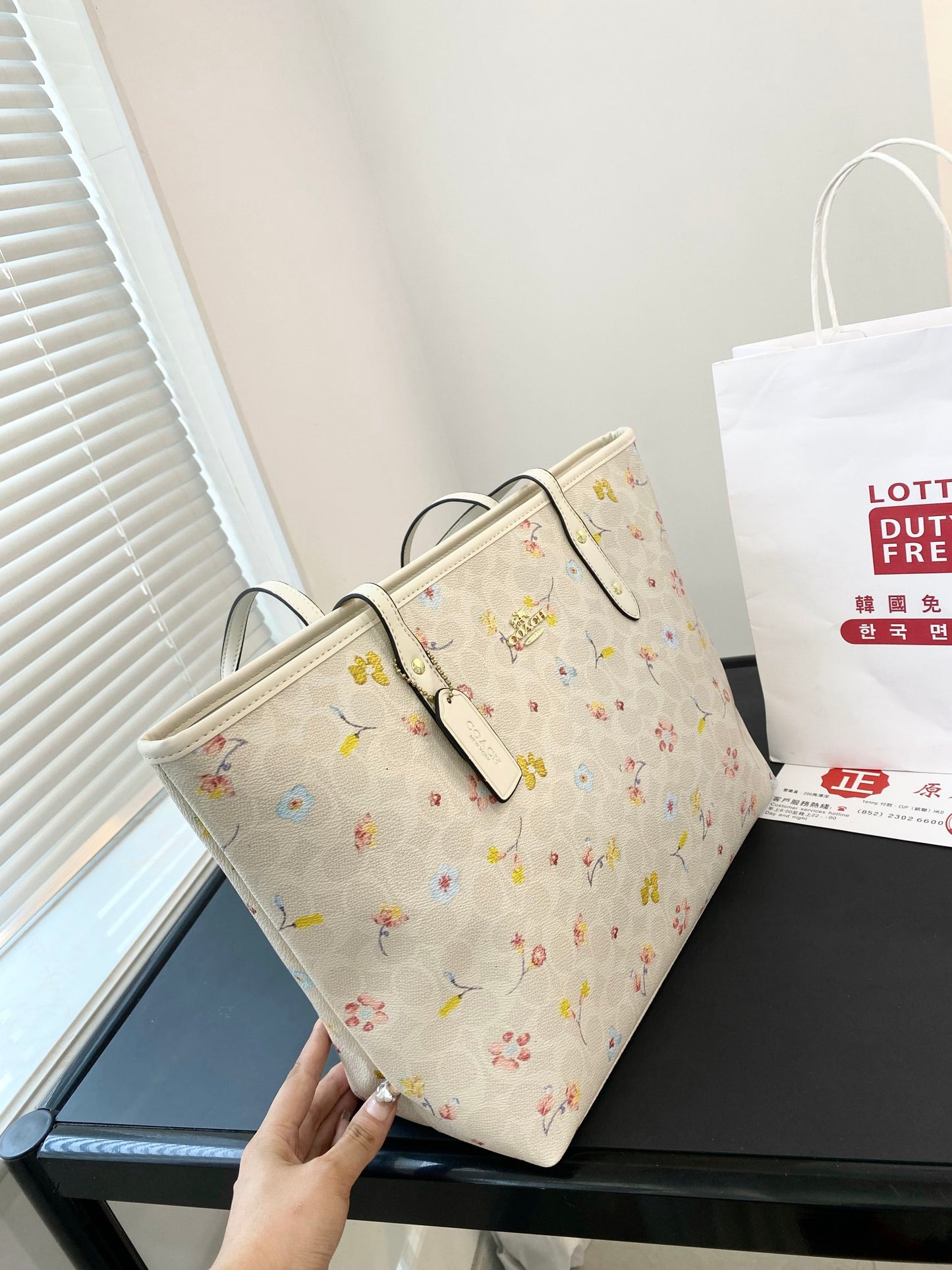 Co-BAG144