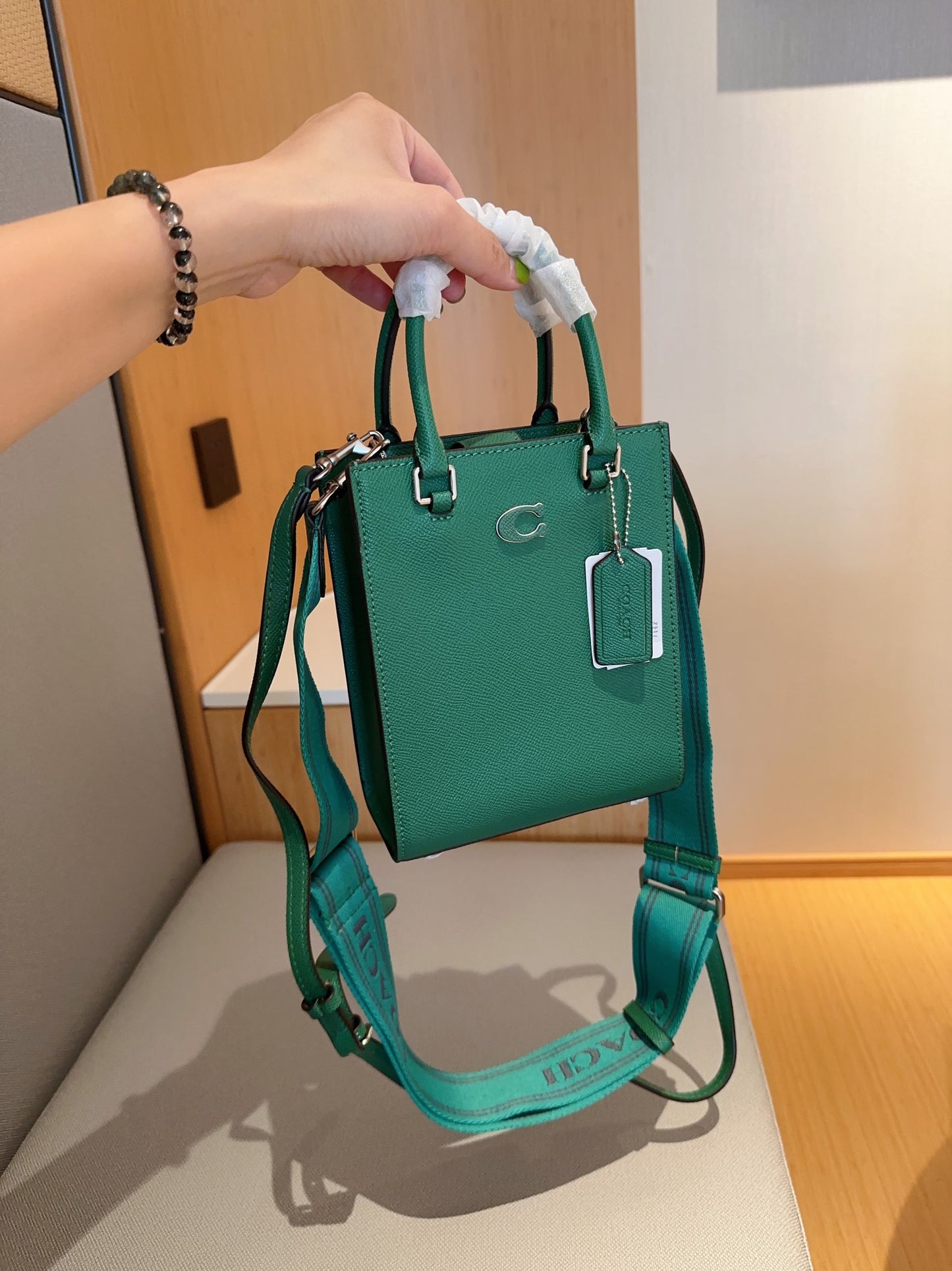 Co-BAG146