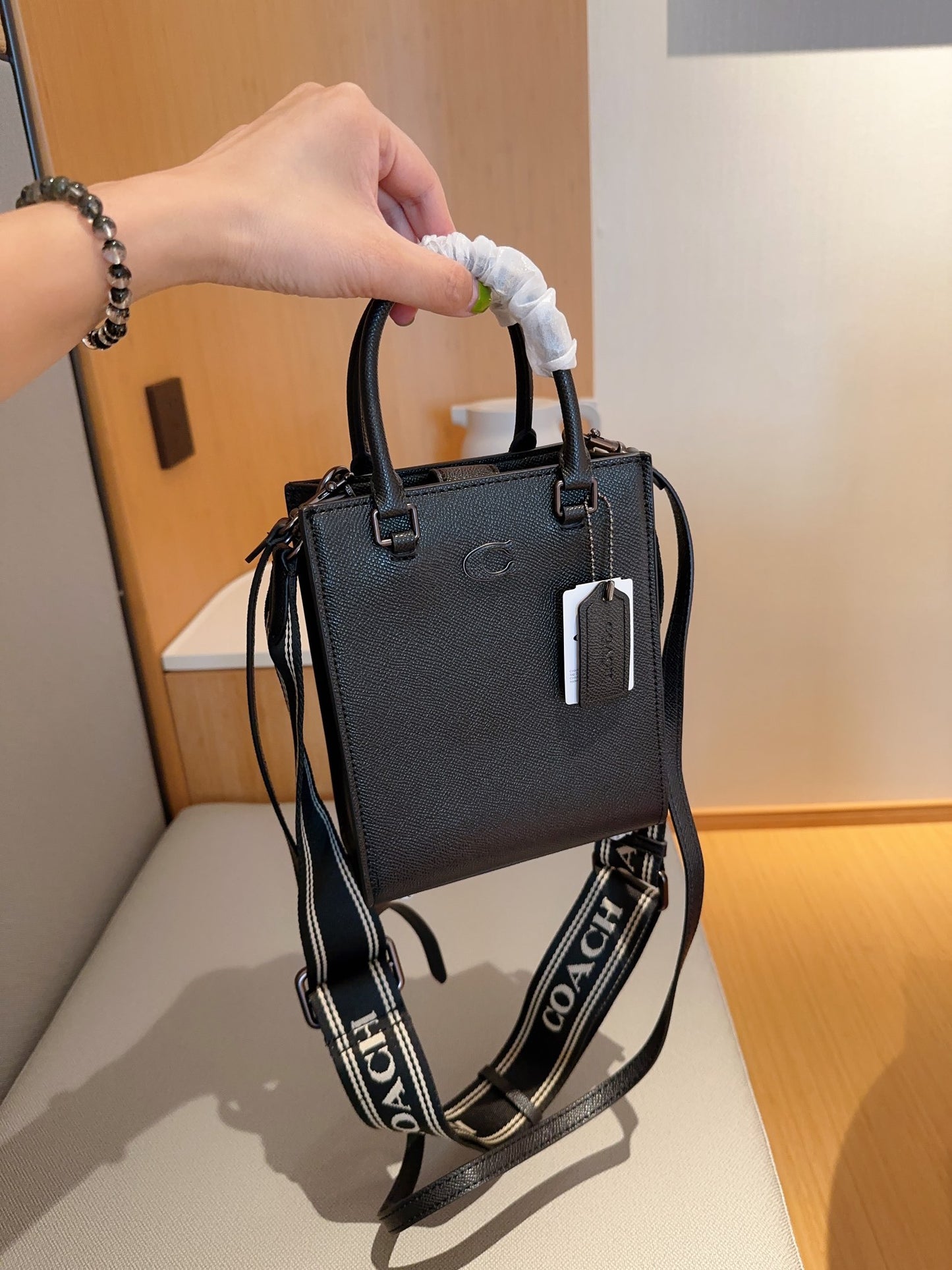 Co-BAG146