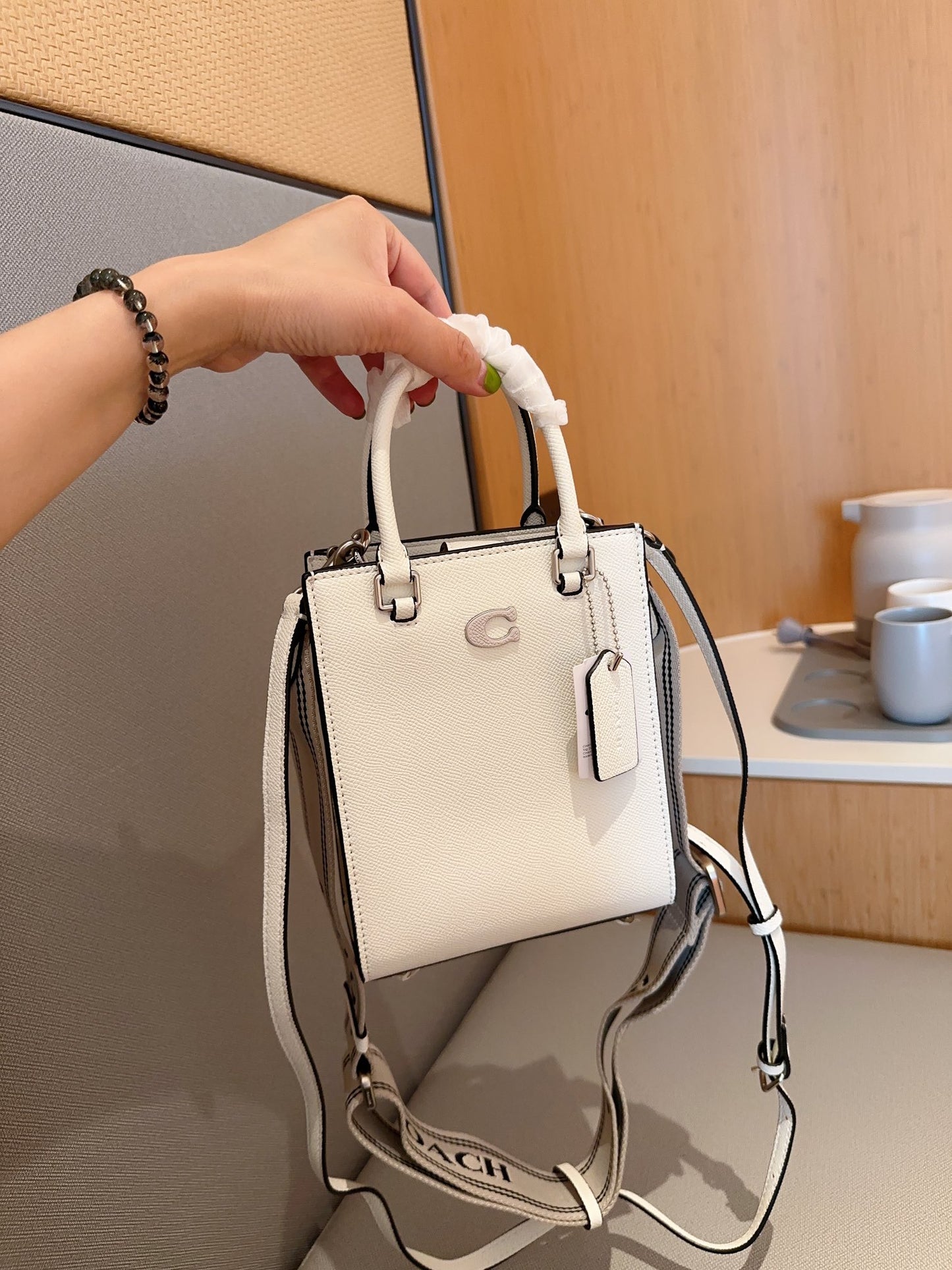 Co-BAG146