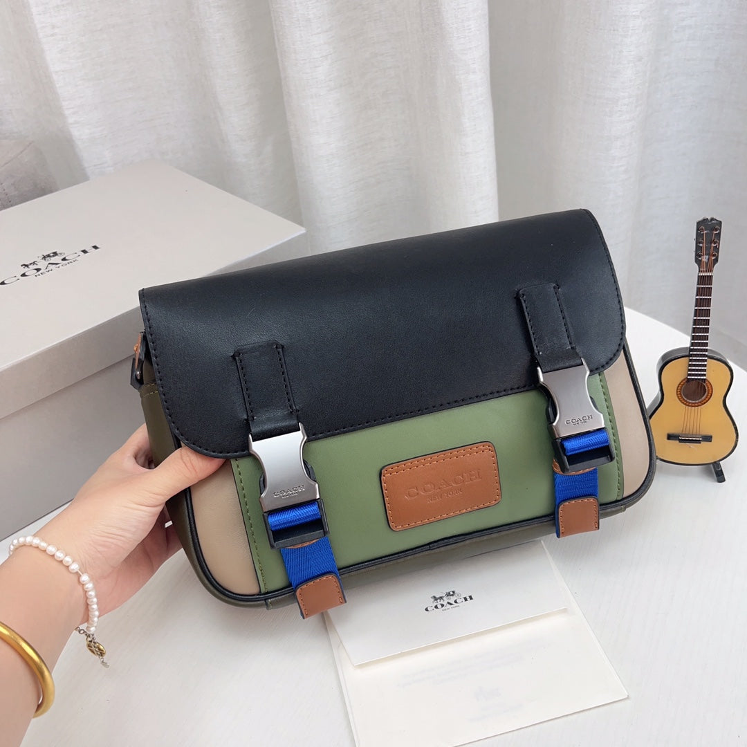 Co-BAG579
