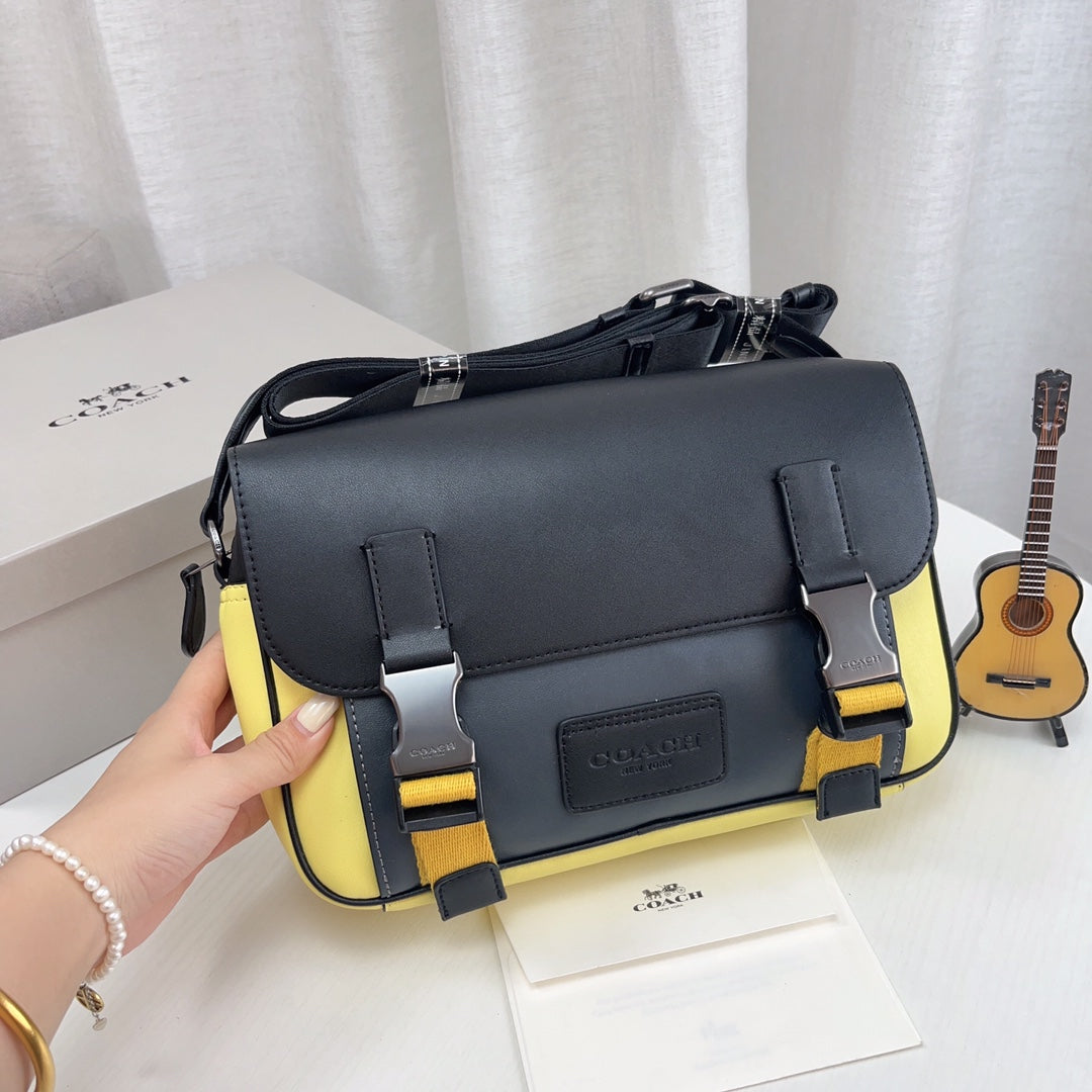 Co-BAG579