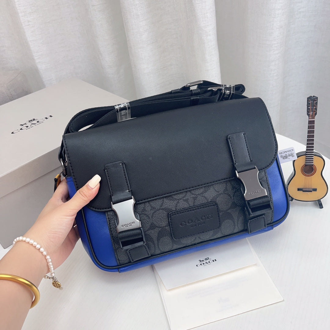 Co-BAG579