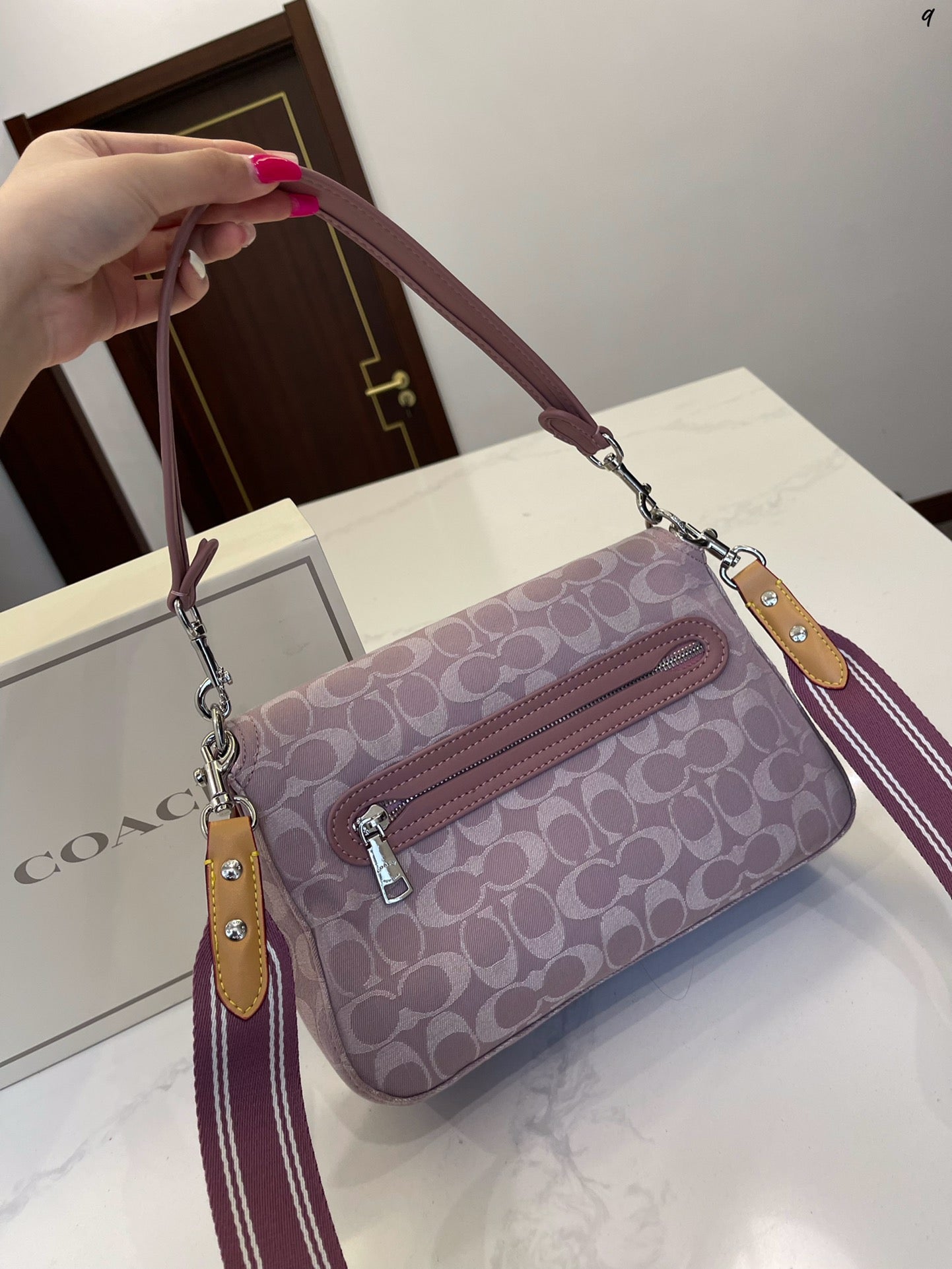 Co-BAG730