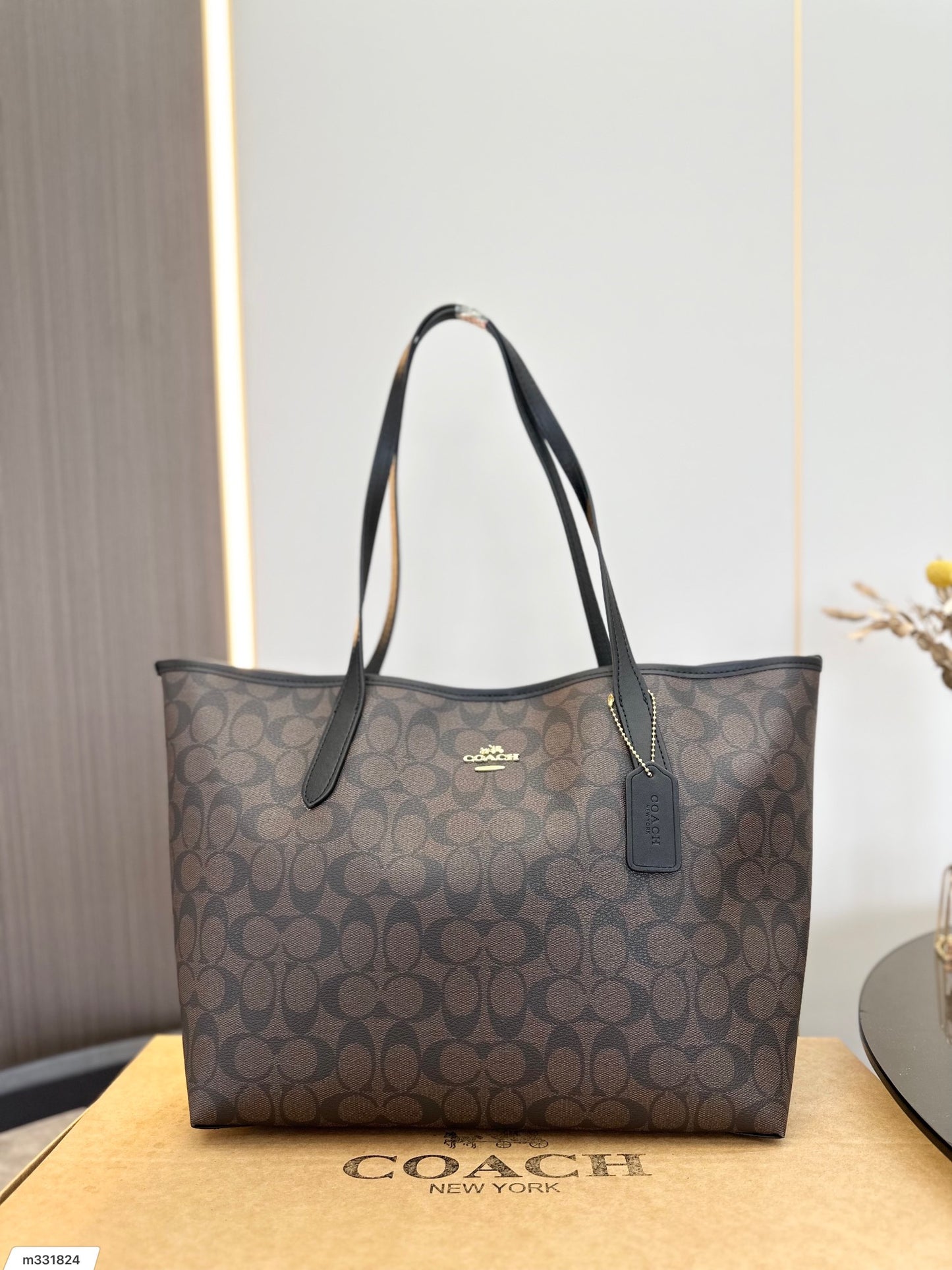 Co-BAG147