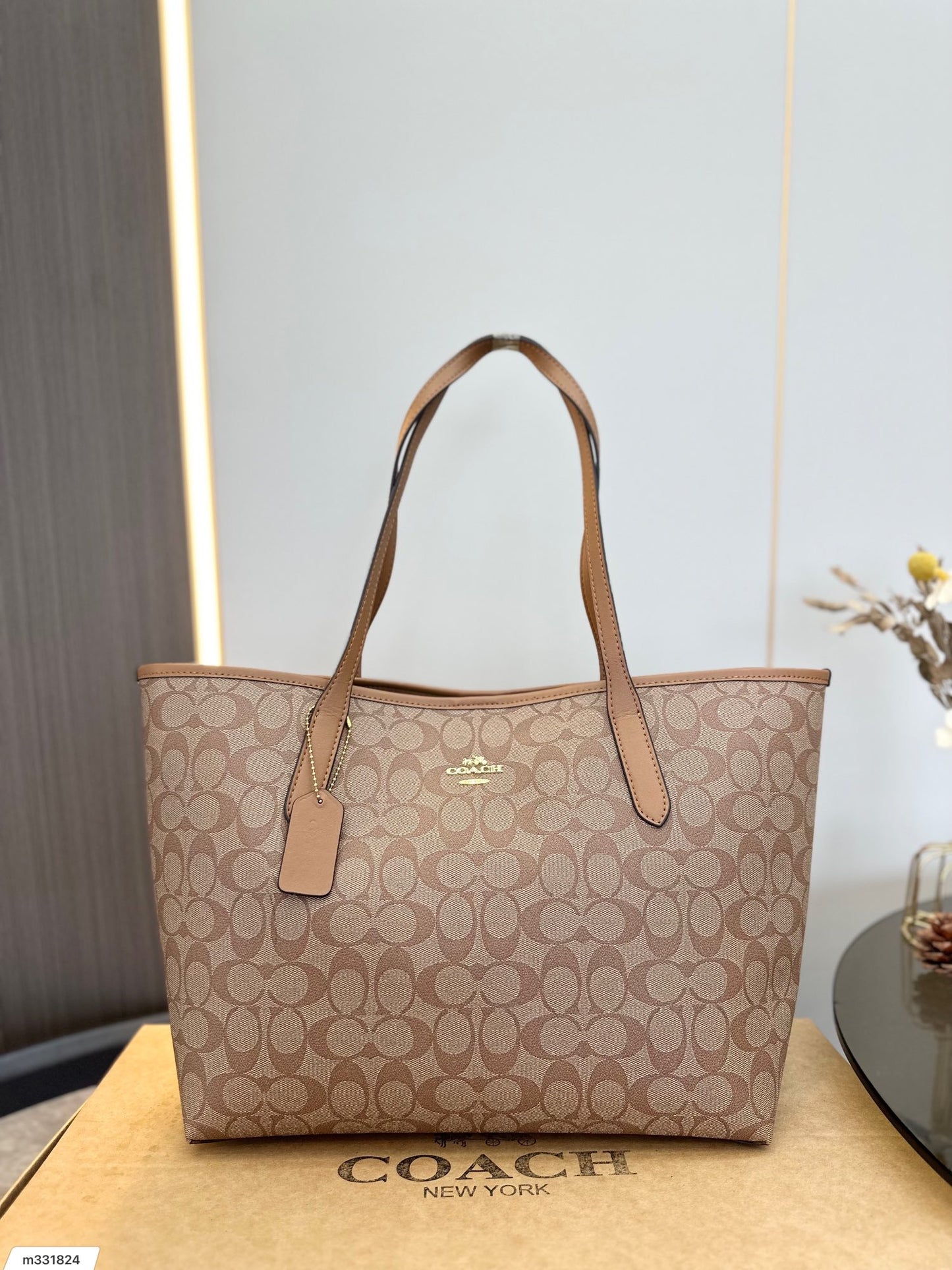 Co-BAG147
