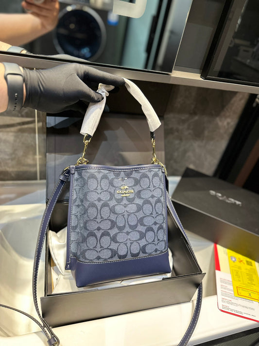 Co-BAG159