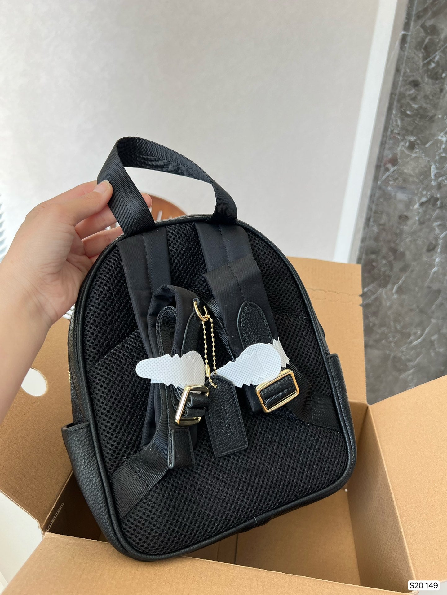 Co-BAG160
