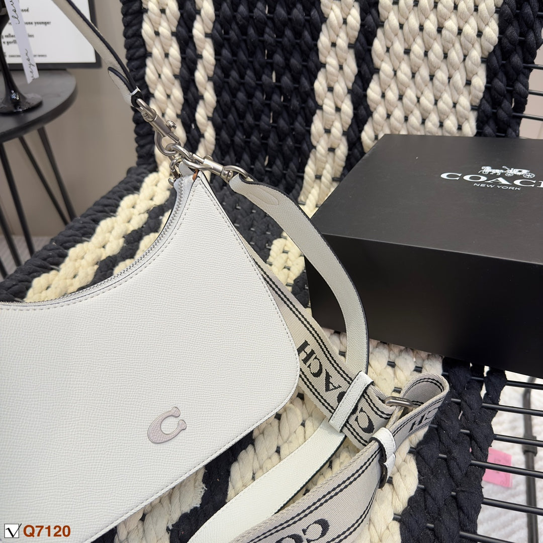 Co-BAG170
