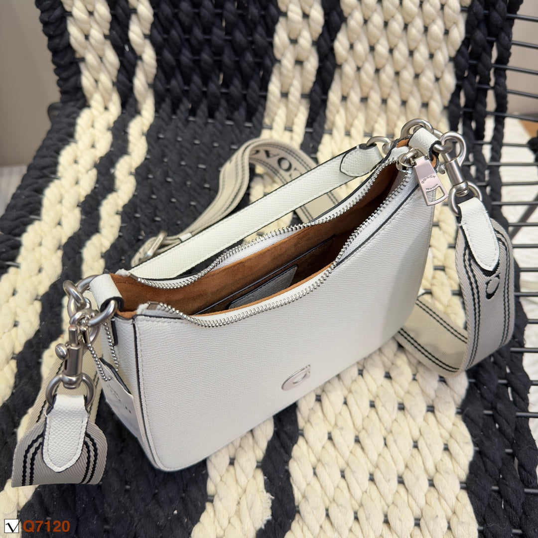 Co-BAG170